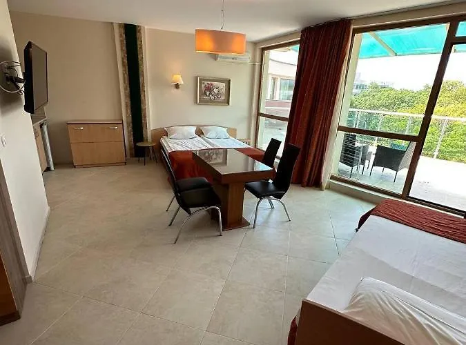 Отель Briz - Section B