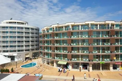 Briz - Section B Хотел