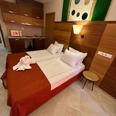 Hotell Briz - Section B 3*