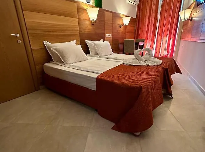 Briz - Section B فندق