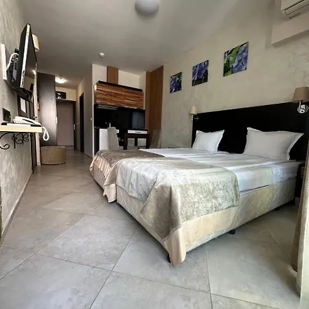 Briz - Section B Otel