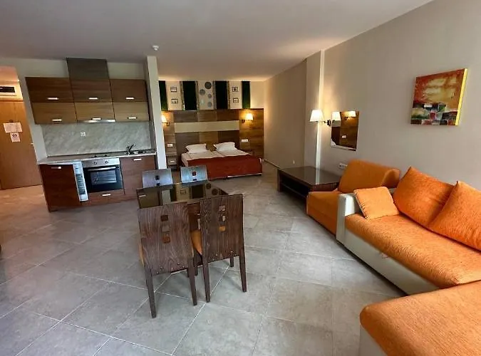 Briz - Section B Hotel 3*